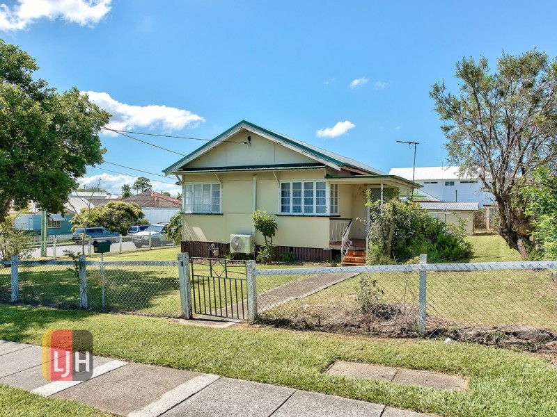 65 Strathmore Street, Kedron QLD 4031