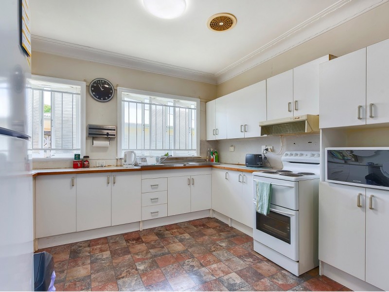 41 Burrowa Street, Stafford QLD 4053