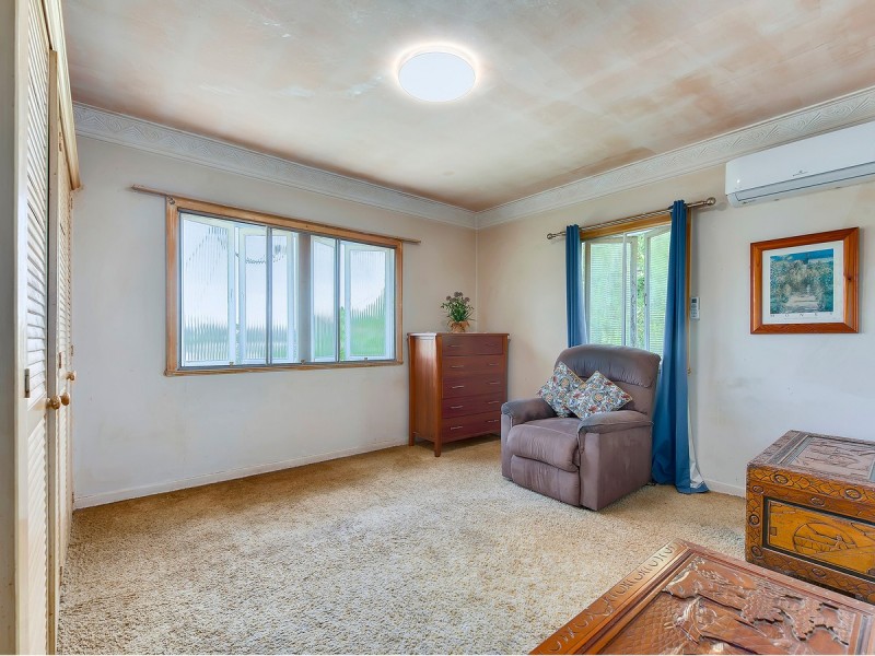 41 Burrowa Street, Stafford QLD 4053