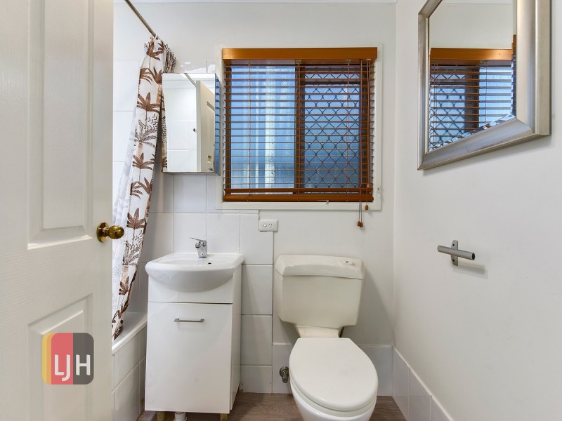 130 Clifford Street, Stafford QLD 4053