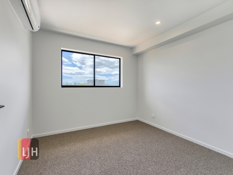 24/21 Sparkes Street, Chermside QLD 4032