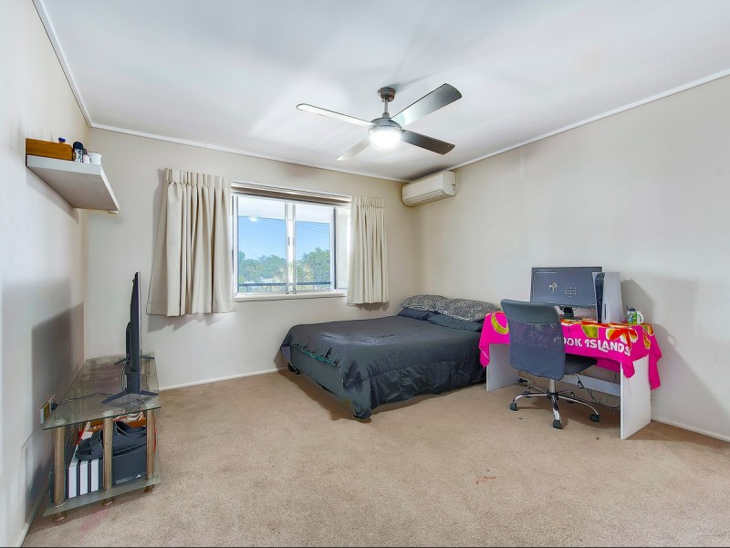 17 Achilles Street, Kedron QLD 4031