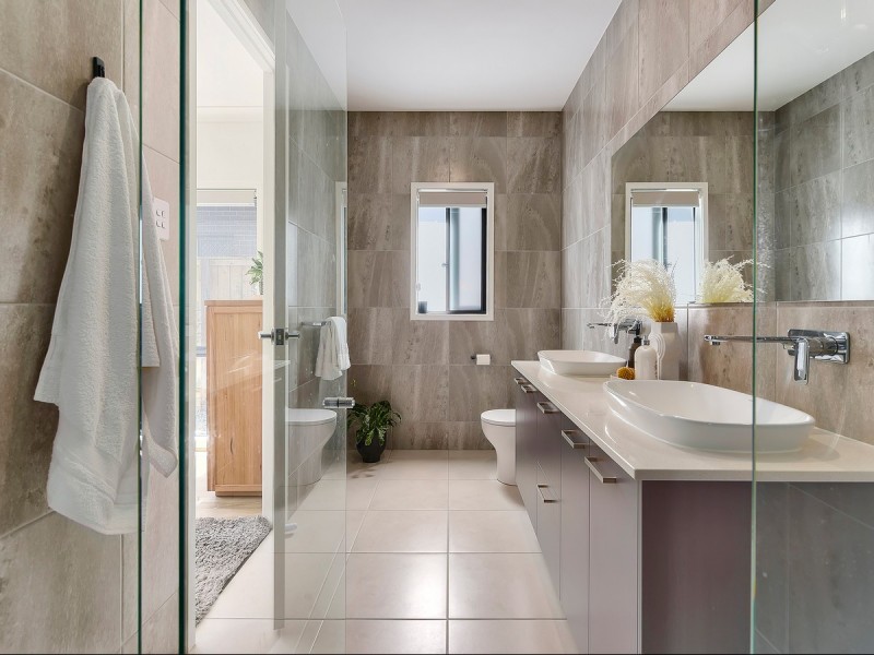 57 Desertrose Crescent, Bridgeman Downs QLD 4035