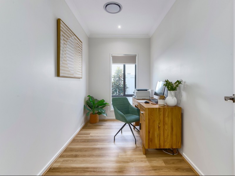 57 Desertrose Crescent, Bridgeman Downs QLD 4035