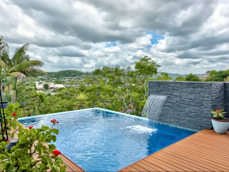 32 Caratel Street, Stafford Heights QLD 4053