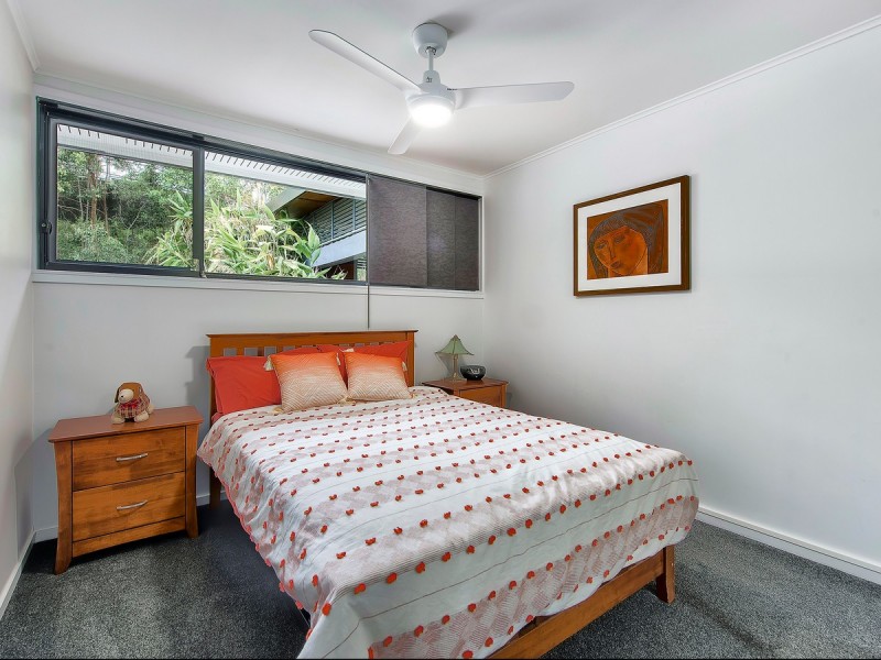 32 Caratel Street, Stafford Heights QLD 4053