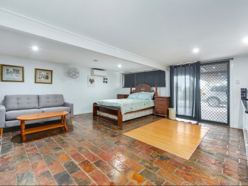 32 Caratel Street, Stafford Heights QLD 4053