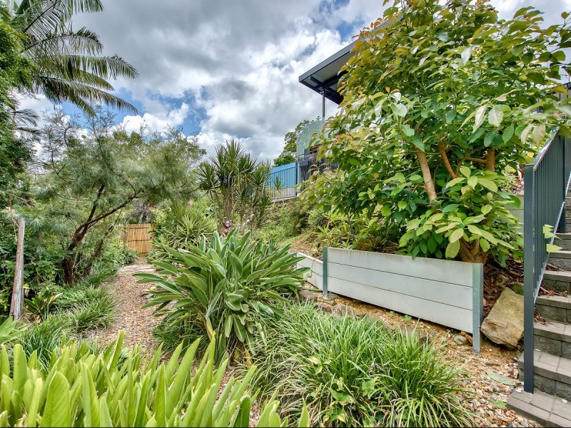 32 Caratel Street, Stafford Heights QLD 4053