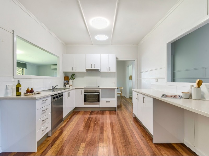 26 Matthews Street, Stafford QLD 4053