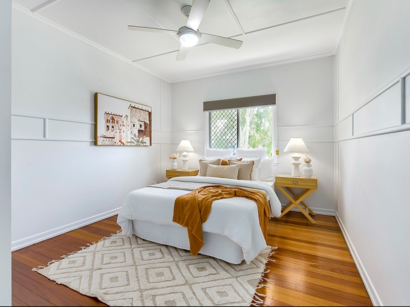 26 Matthews Street, Stafford QLD 4053