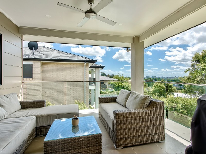 47 Pangeza Street, Stafford Heights QLD 4053