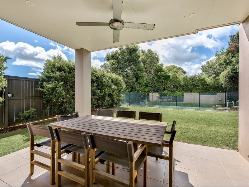 47 Pangeza Street, Stafford Heights QLD 4053