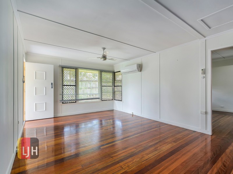 28 Armfield Street, Stafford QLD 4053