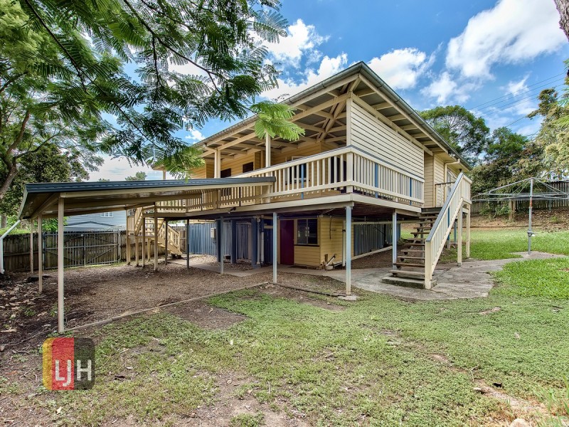 28 Armfield Street, Stafford QLD 4053