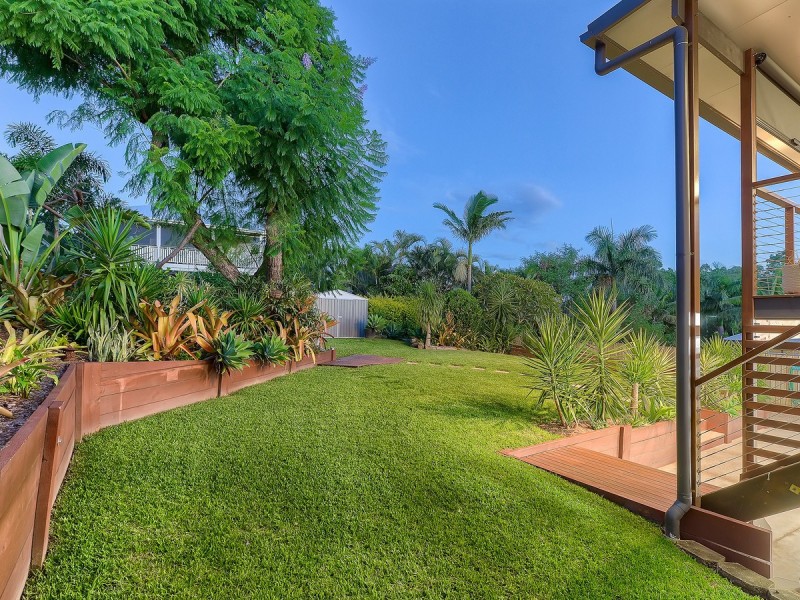 69 Maundrell Terrace, Chermside West QLD 4032