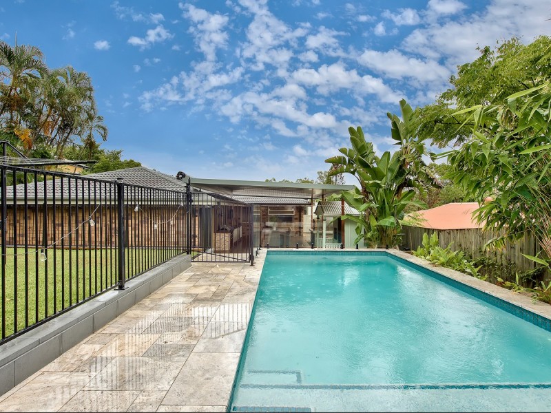 5 Gypsy Court, Eatons Hill QLD 4037