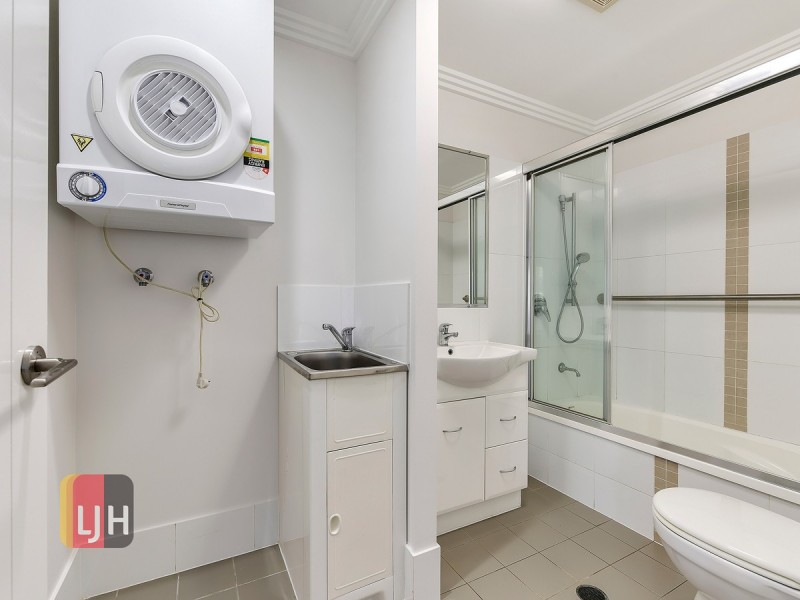 2/45 Birdwood Street, Zillmere QLD 4034