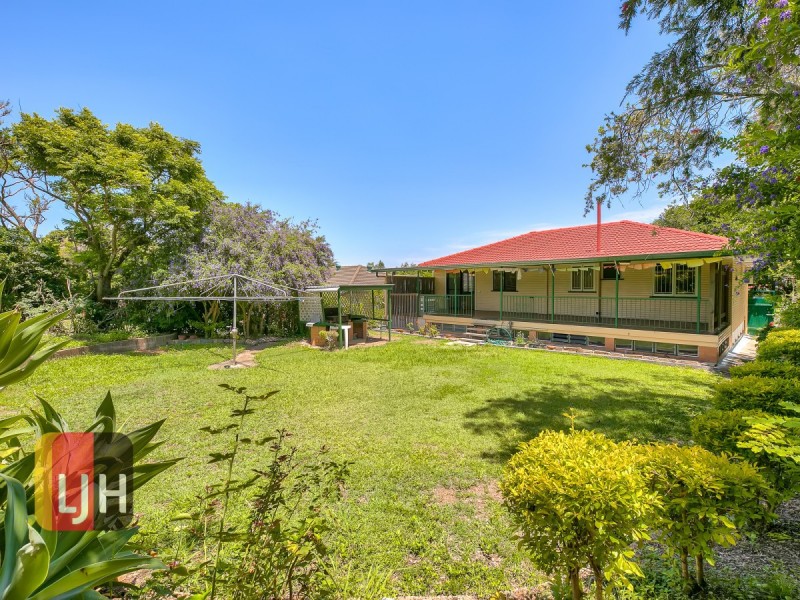 No. 15 Gresford Street, Chermside West QLD 4032
