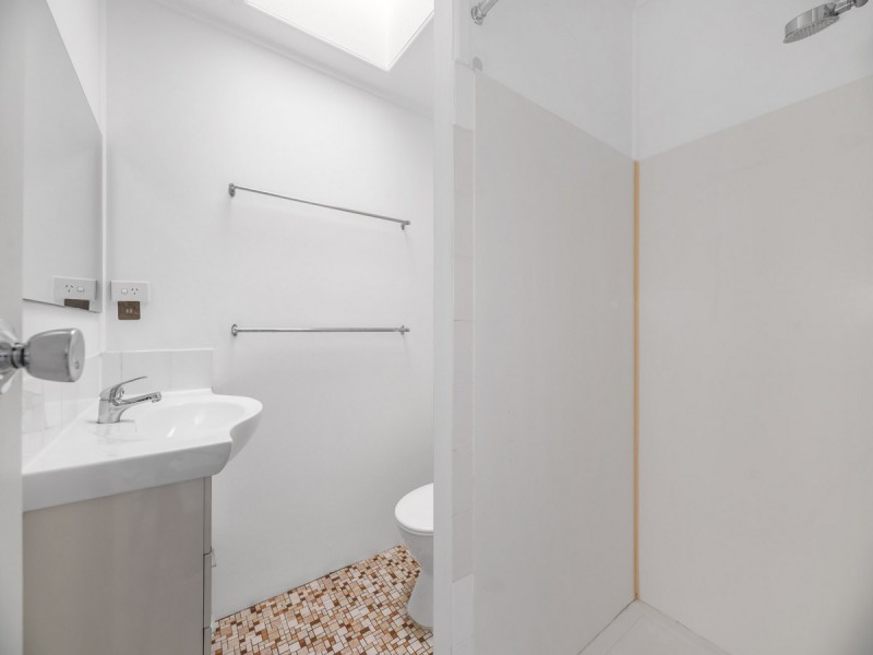 2/37 York Street, Nundah QLD 4012