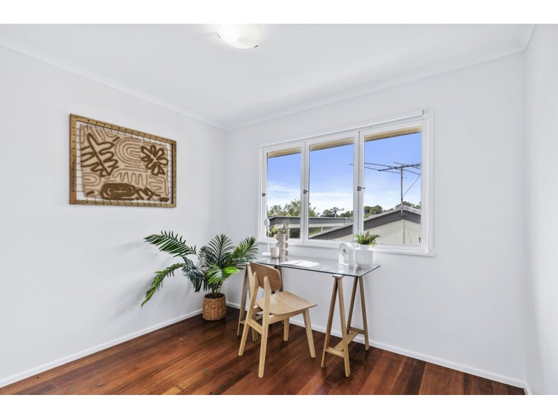 16 Doulton Street, Stafford Heights QLD 4053