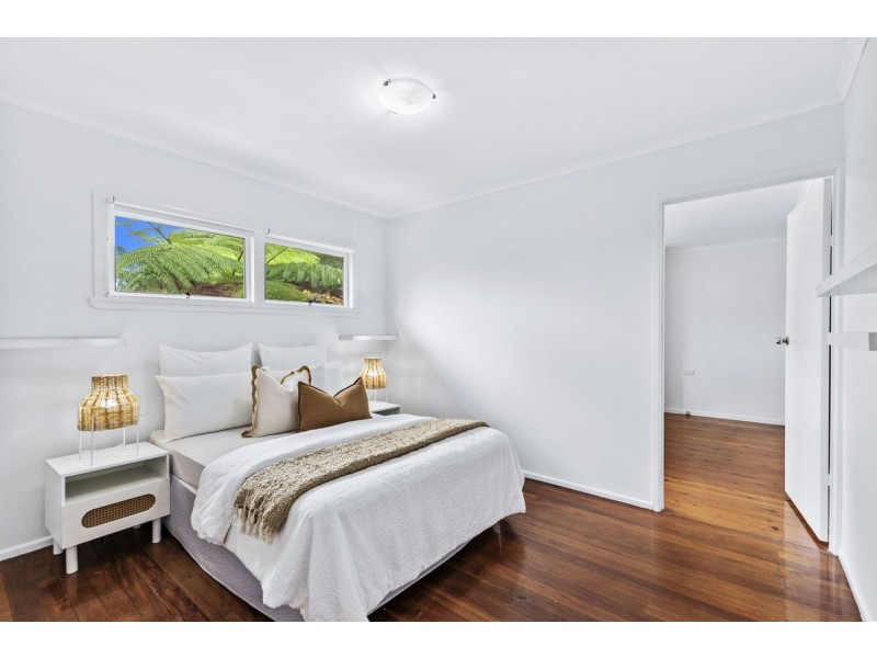 16 Doulton Street, Stafford Heights QLD 4053