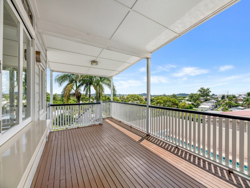 1 Glengowrie Lane, Red Hill QLD 4059