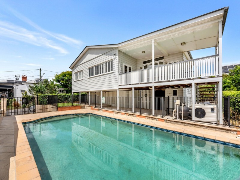 1 Glengowrie Lane, Red Hill QLD 4059