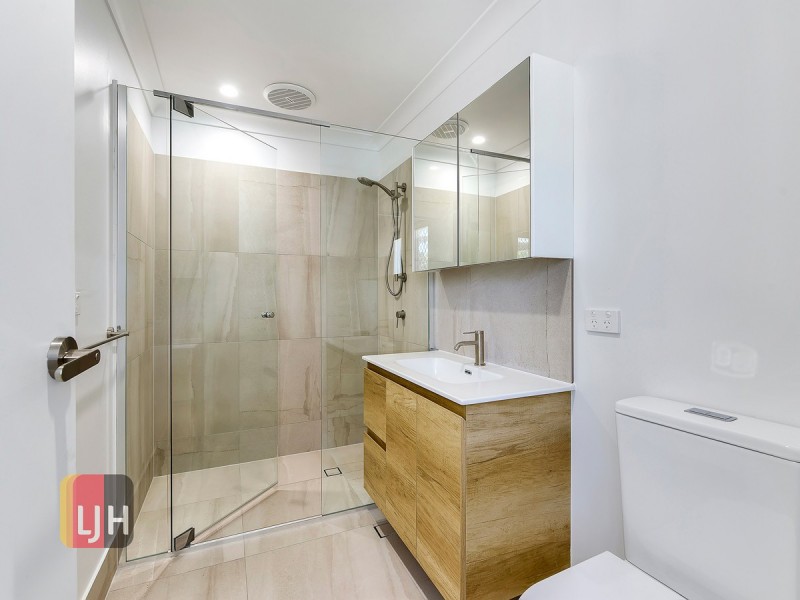 2/63 Broughton Road, Kedron QLD 4031