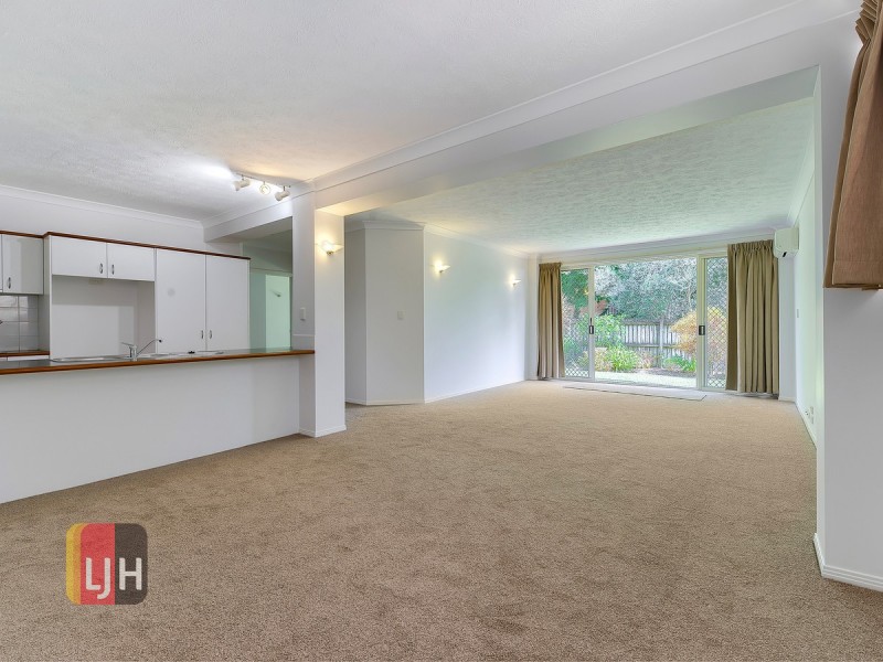 2/17 Mitchell Street, Kedron QLD 4031