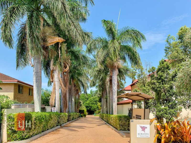 2/17 Mitchell Street, Kedron QLD 4031