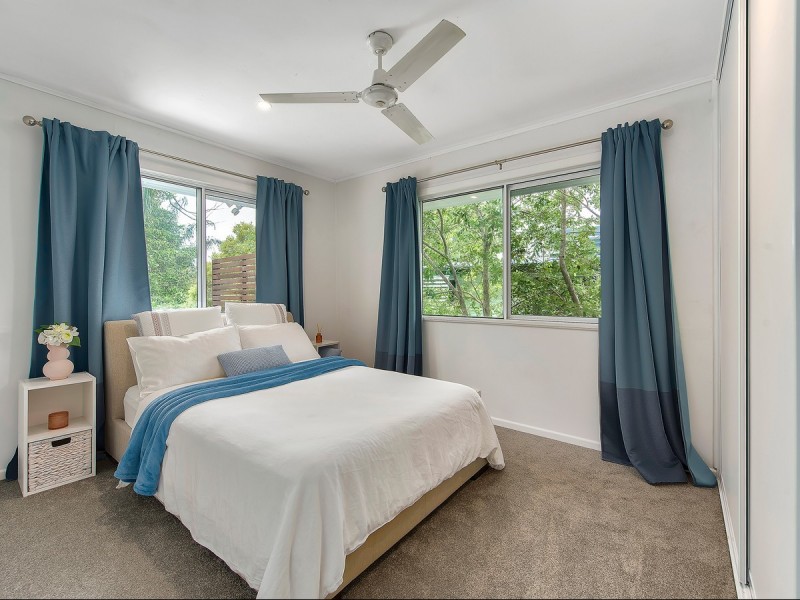 29 Gatwick Street, Stafford Heights QLD 4053