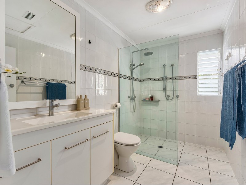 29 Gatwick Street, Stafford Heights QLD 4053