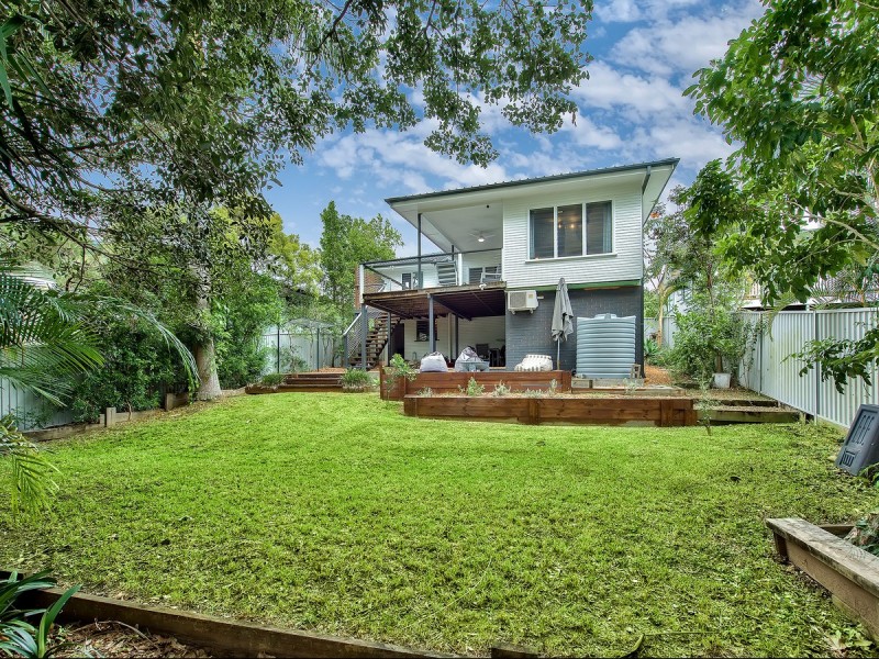 29 Gatwick Street, Stafford Heights QLD 4053