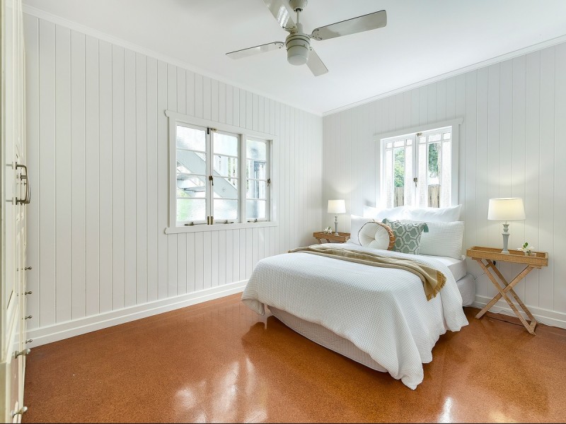 24 Lucy Street, Albion QLD 4010