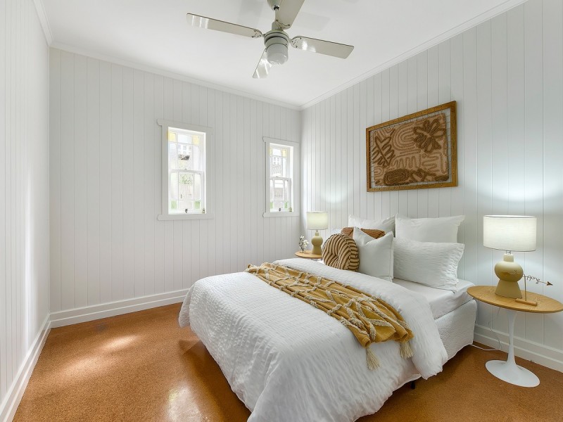 24 Lucy Street, Albion QLD 4010