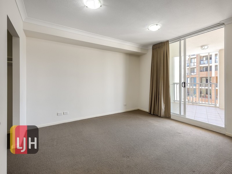 39/51 Playfield Street, Chermside QLD 4032