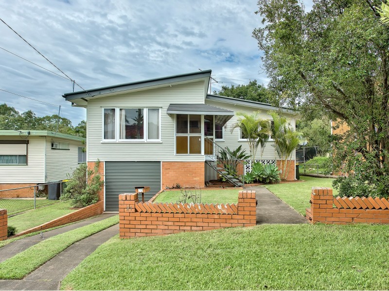 21 Braidwood Street, Everton Park QLD 4053
