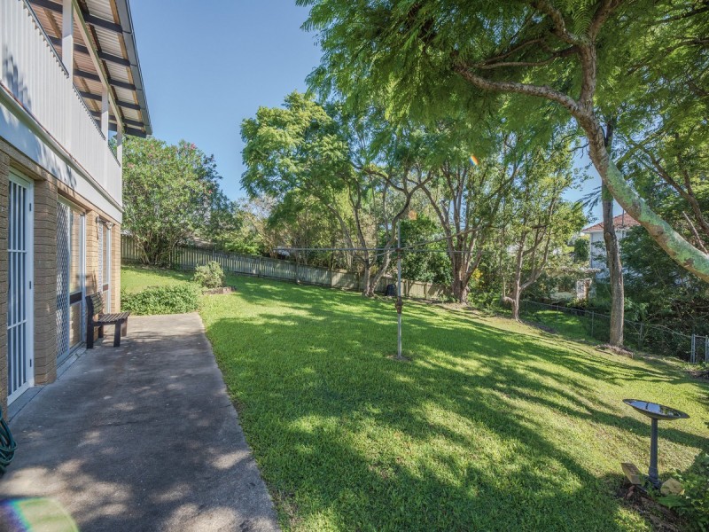 105 Wilgarning Street, Stafford Heights QLD 4053