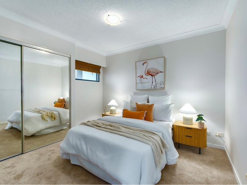 607/21 Patrick Lane, Toowong QLD 4066