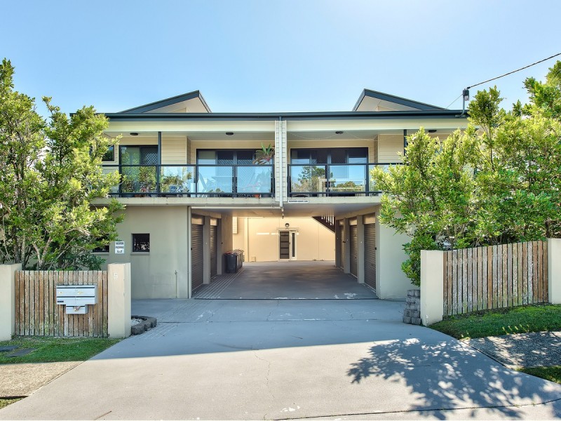 2/5 Rhodes Street, Stafford QLD 4053