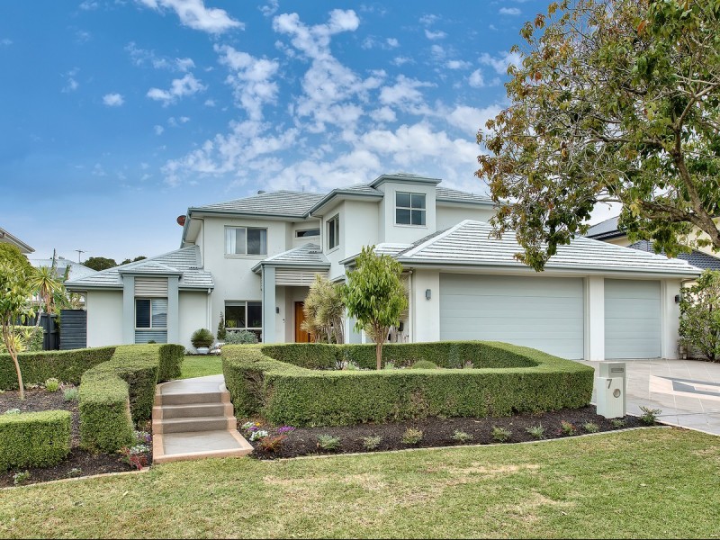 7 Apulia Place, Bridgeman Downs QLD 4035