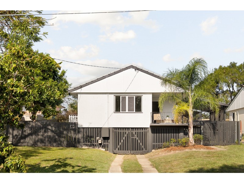 9 Kendrey Street, Stafford Heights QLD 4053