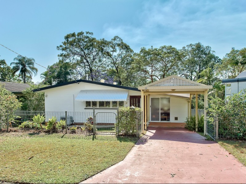 23 Amott Street, Stafford Heights QLD 4053