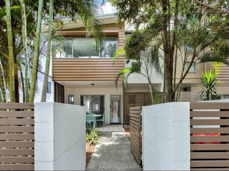 2/29 Burnaby Terrace, Gordon Park QLD 4031