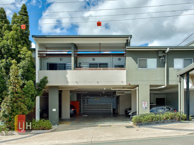 8/20 Minimine Street, Stafford QLD 4053