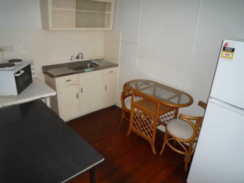 8/85 Stewart Road, Ashgrove QLD 4060