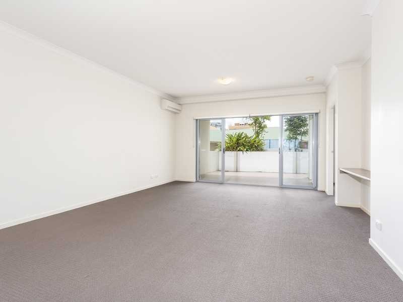 Unit 4/4-6 Lockhart Street, Woolloongabba QLD 4102