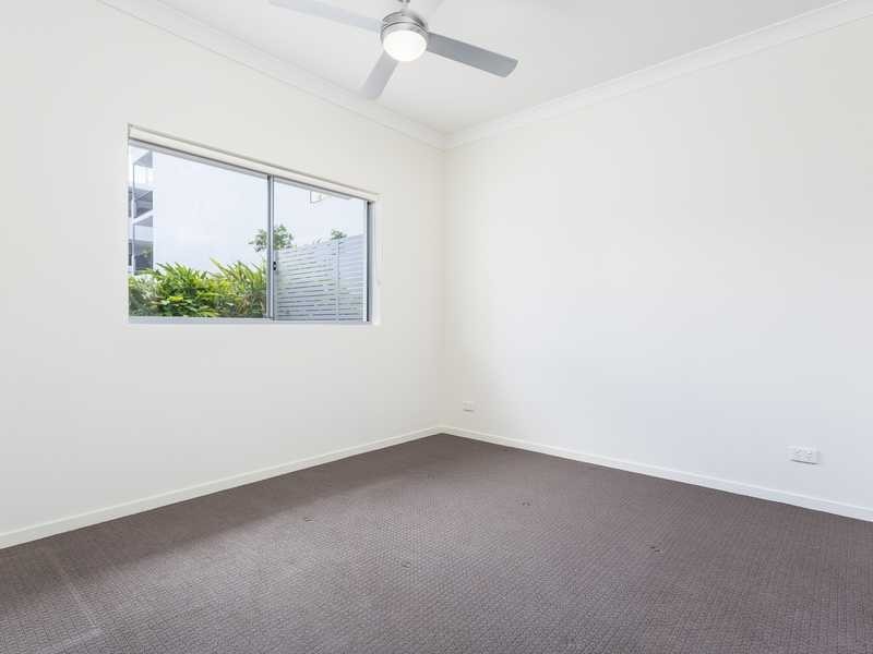 Unit 4/4-6 Lockhart Street, Woolloongabba QLD 4102