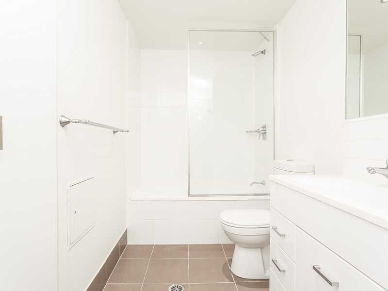 Unit 4/4-6 Lockhart Street, Woolloongabba QLD 4102