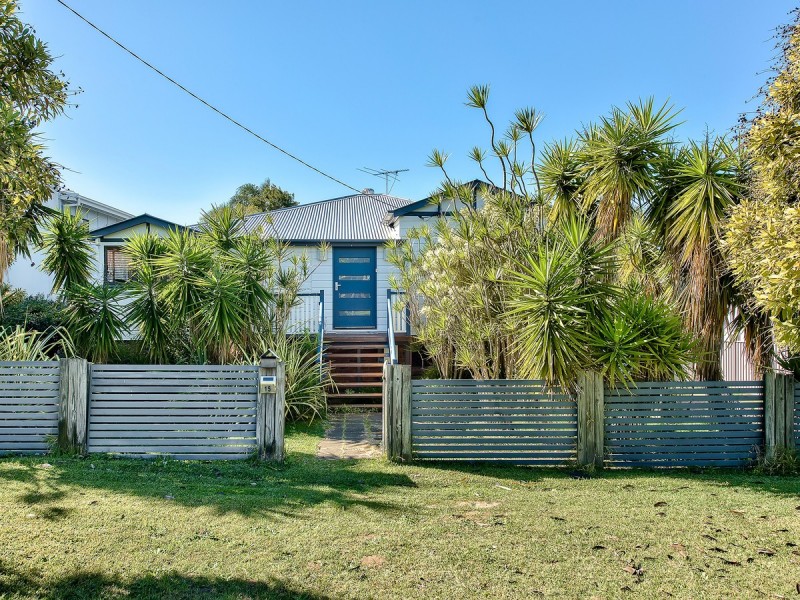 15 Shackleton Street, Kedron QLD 4031